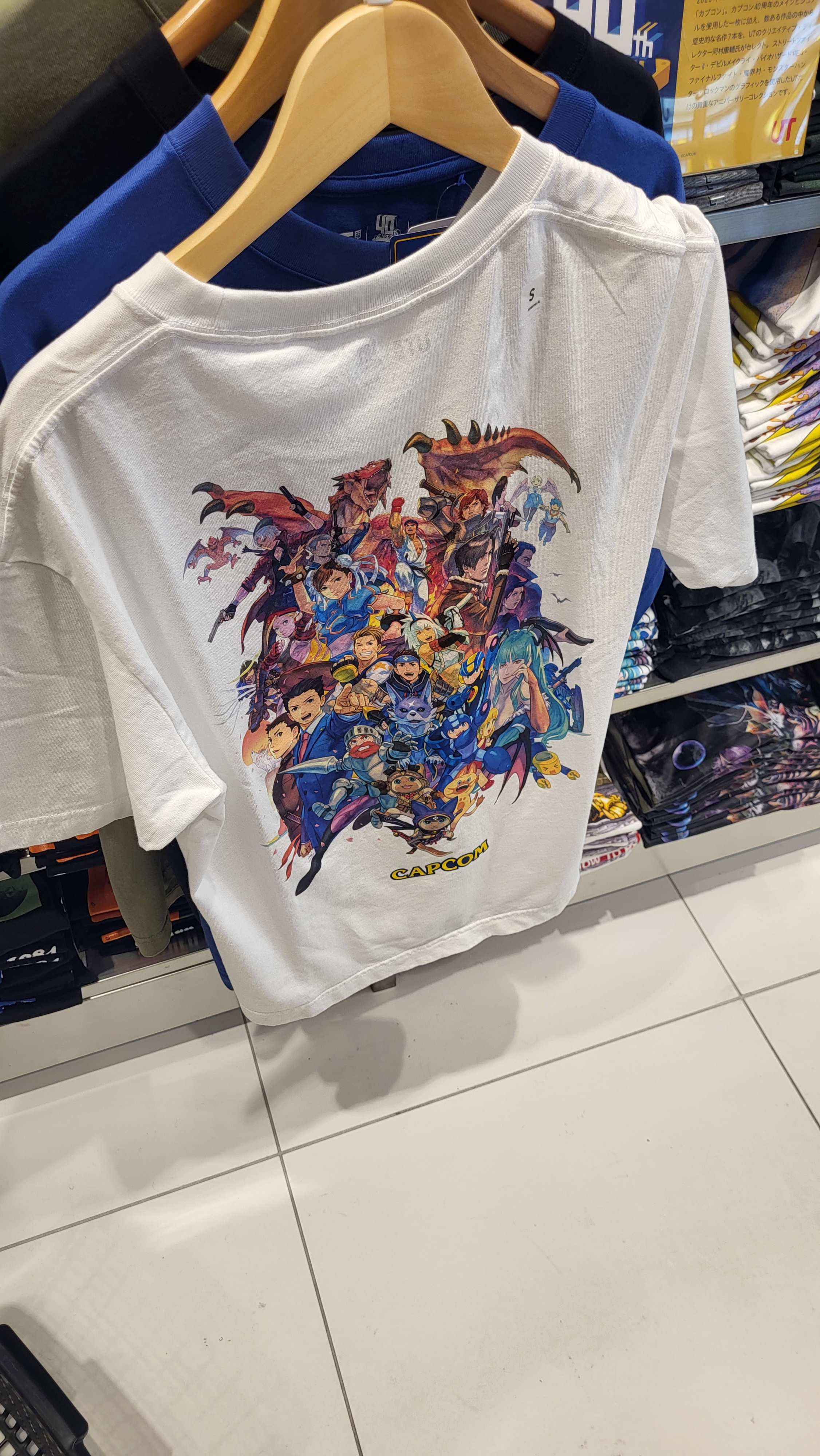 UNIQLO淺草店中的Capcom四十周年紀念衣